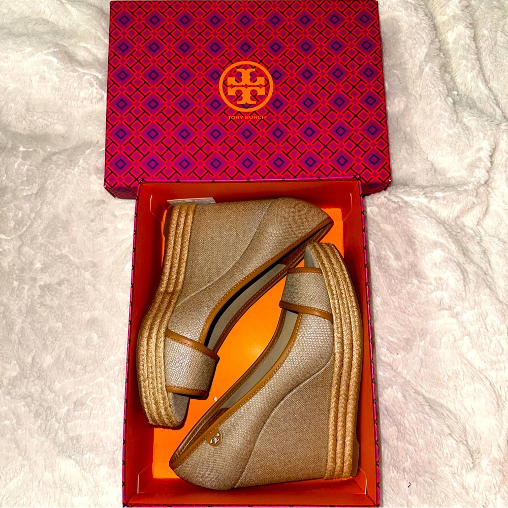 Tory Burch Royal Tan Wedge Sandal Sz 41